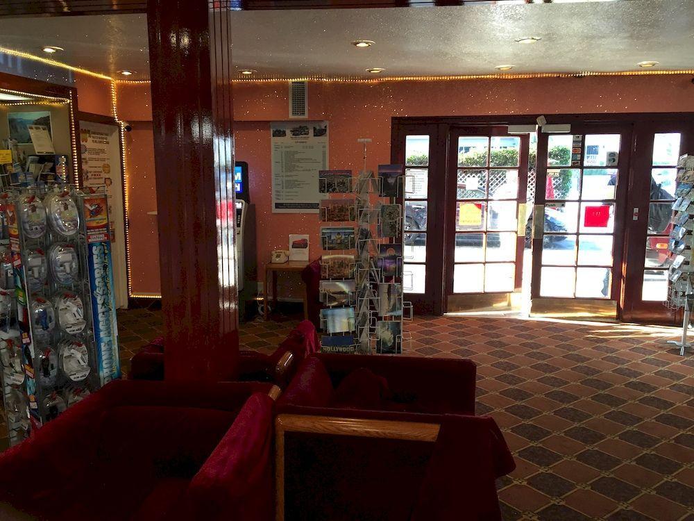 Hotel La Adventurer 3*