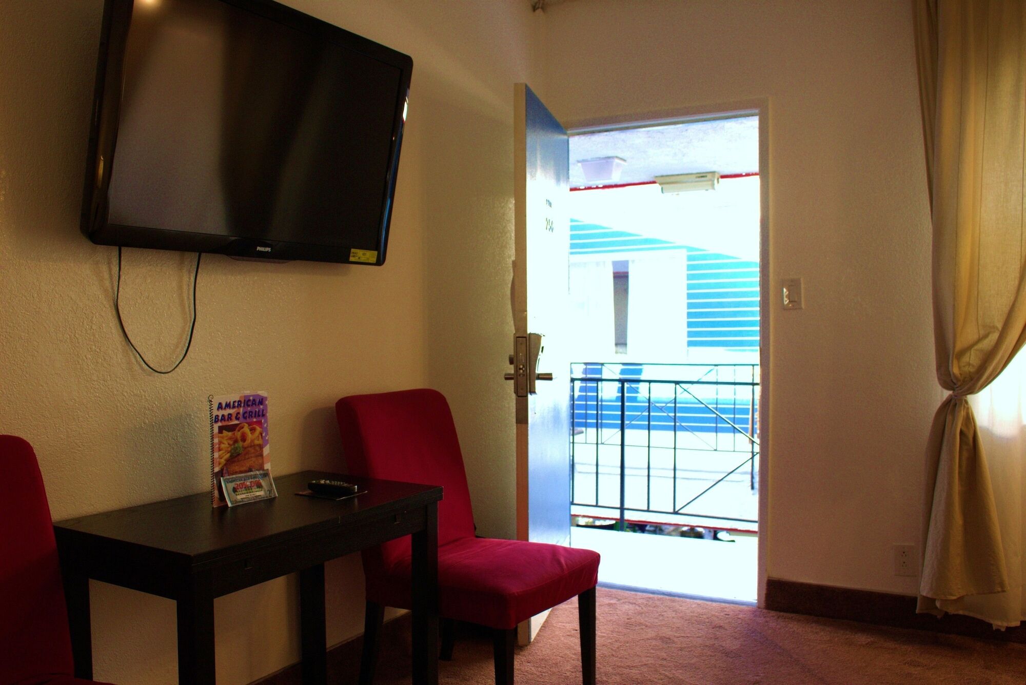 La Adventurer 3* Inglewood